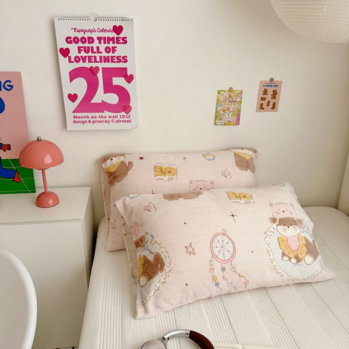 91家纺网 家纺一手货源 找家纺 禧缘家纺（原梦想家）2025新款牛奶绒纯色印花双开口枕套 哈尼宝贝