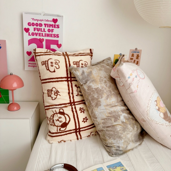 91家纺网 家纺一手货源 找家纺 禧缘家纺（原梦想家）2025新款牛奶绒纯色印花双开口枕套 快乐时光