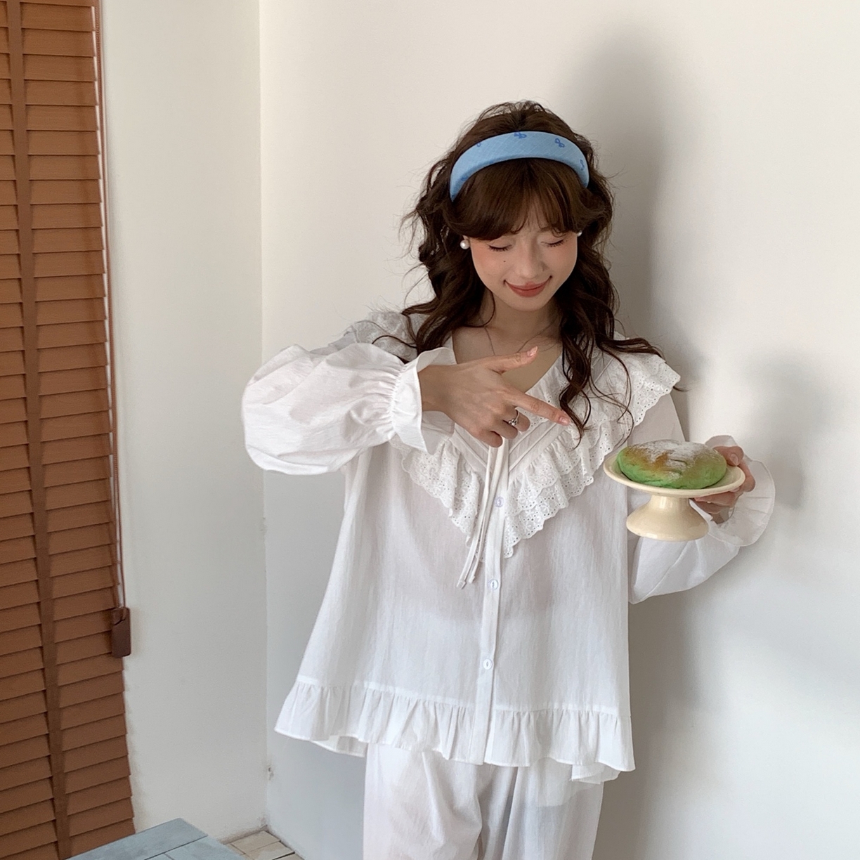 91家纺网 家纺一手货源 找家纺 妍景家居生活馆 2025新款木耳边拼接蕾丝花边套装 白色