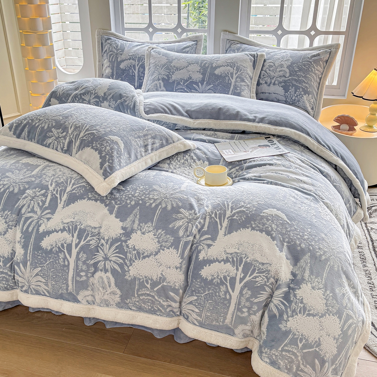 91家纺网 家纺一手货源 找家纺 （总）金艾草 2025新款雕花绒兔毛包边牛奶绒床盖款四件套