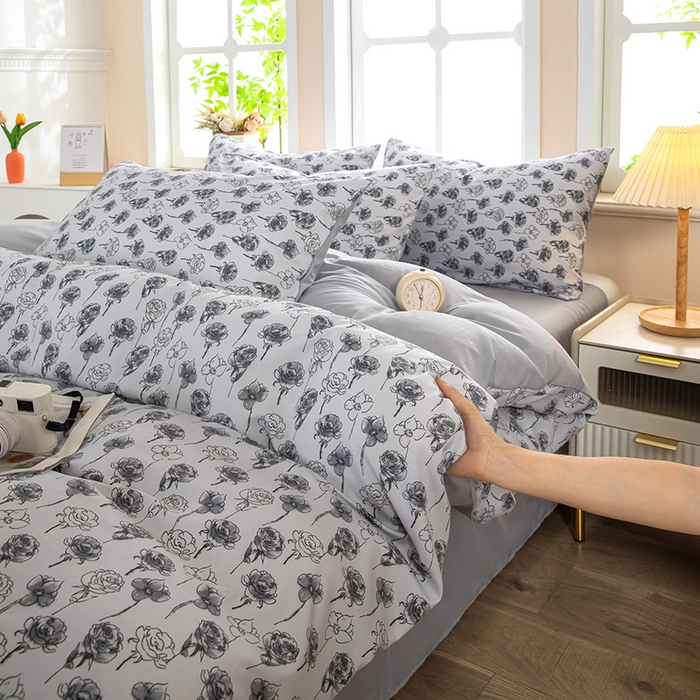 91家纺网 家纺一手货源 找家纺 梓依家纺 2025新款水洗棉印花四件套单被套床上用品 墨绘繁花