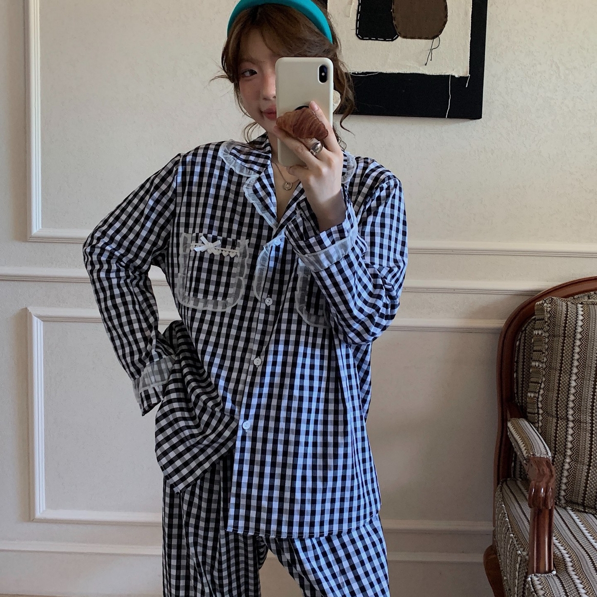 91家纺网 家纺一手货源 找家纺 妍景家居生活馆 2025新款花边格子泡泡棉简约套装 黑色