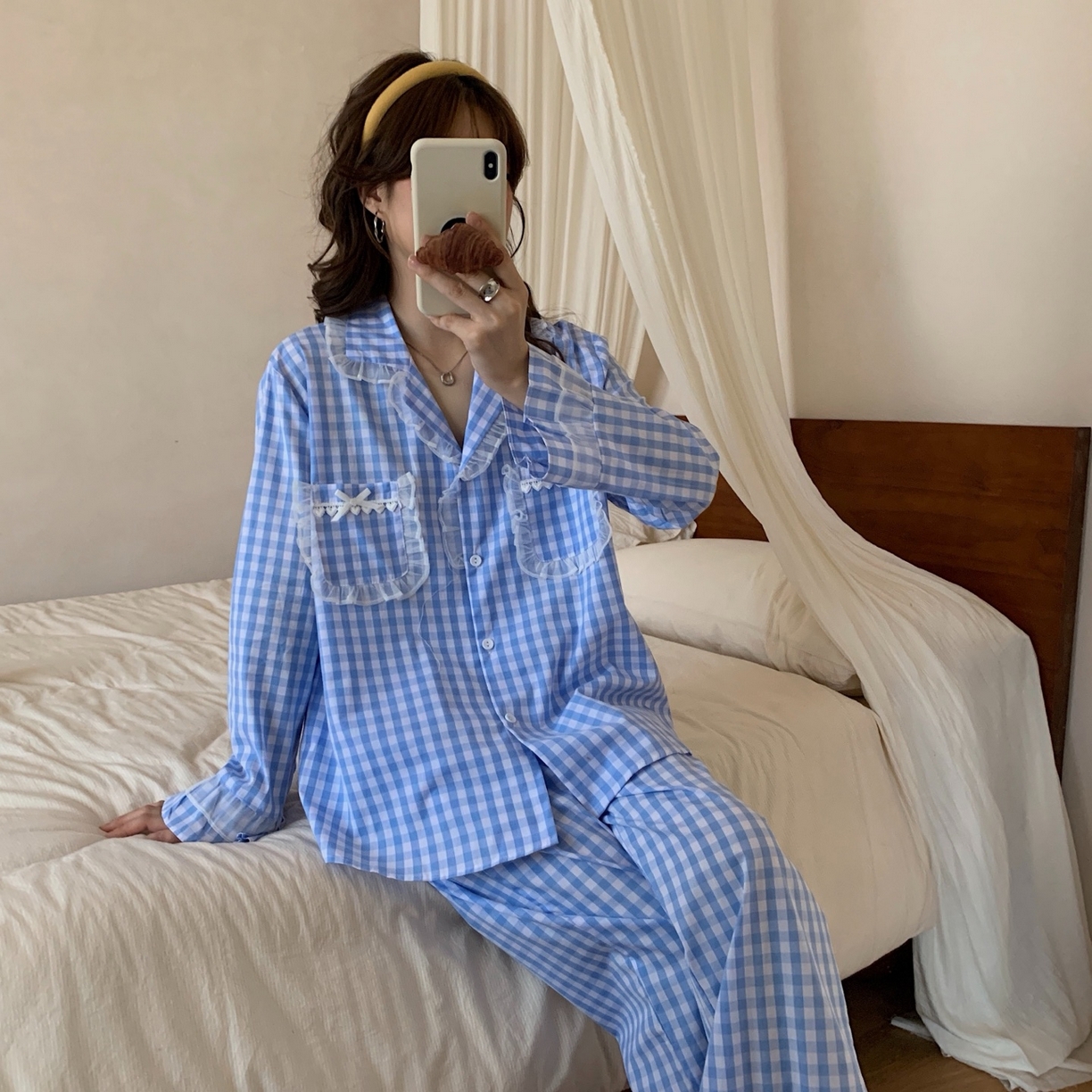 91家纺网 家纺一手货源 找家纺 妍景家居生活馆 2025新款花边格子泡泡棉简约套装 蓝色