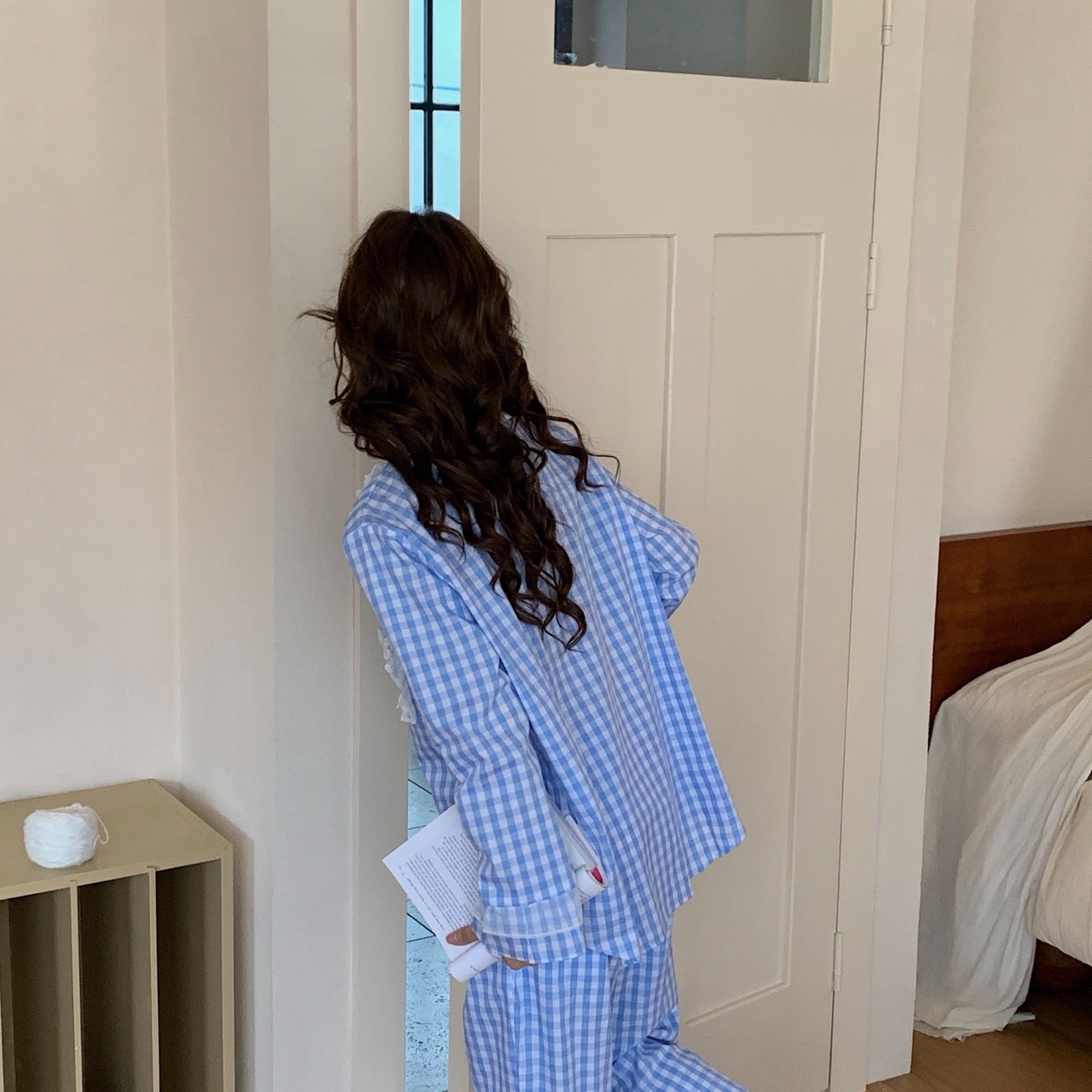 91家纺网 家纺一手货源 找家纺 妍景家居生活馆 2025新款花边格子泡泡棉简约套装 蓝色