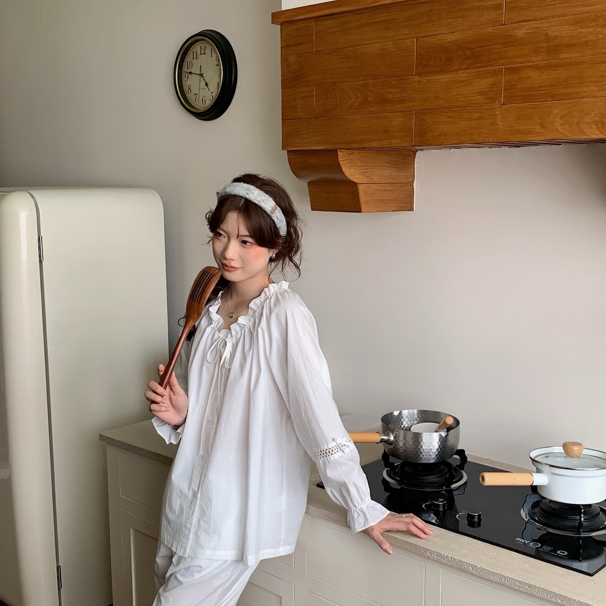 91家纺网 家纺一手货源 找家纺 妍景家居生活馆 2025新款简约抽绳款套装 白色