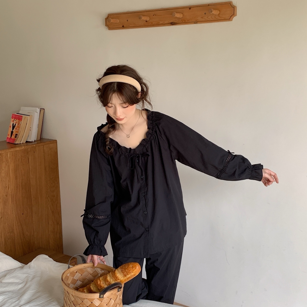 91家纺网 家纺一手货源 找家纺 妍景家居生活馆 2025新款简约抽绳款套装 黑色