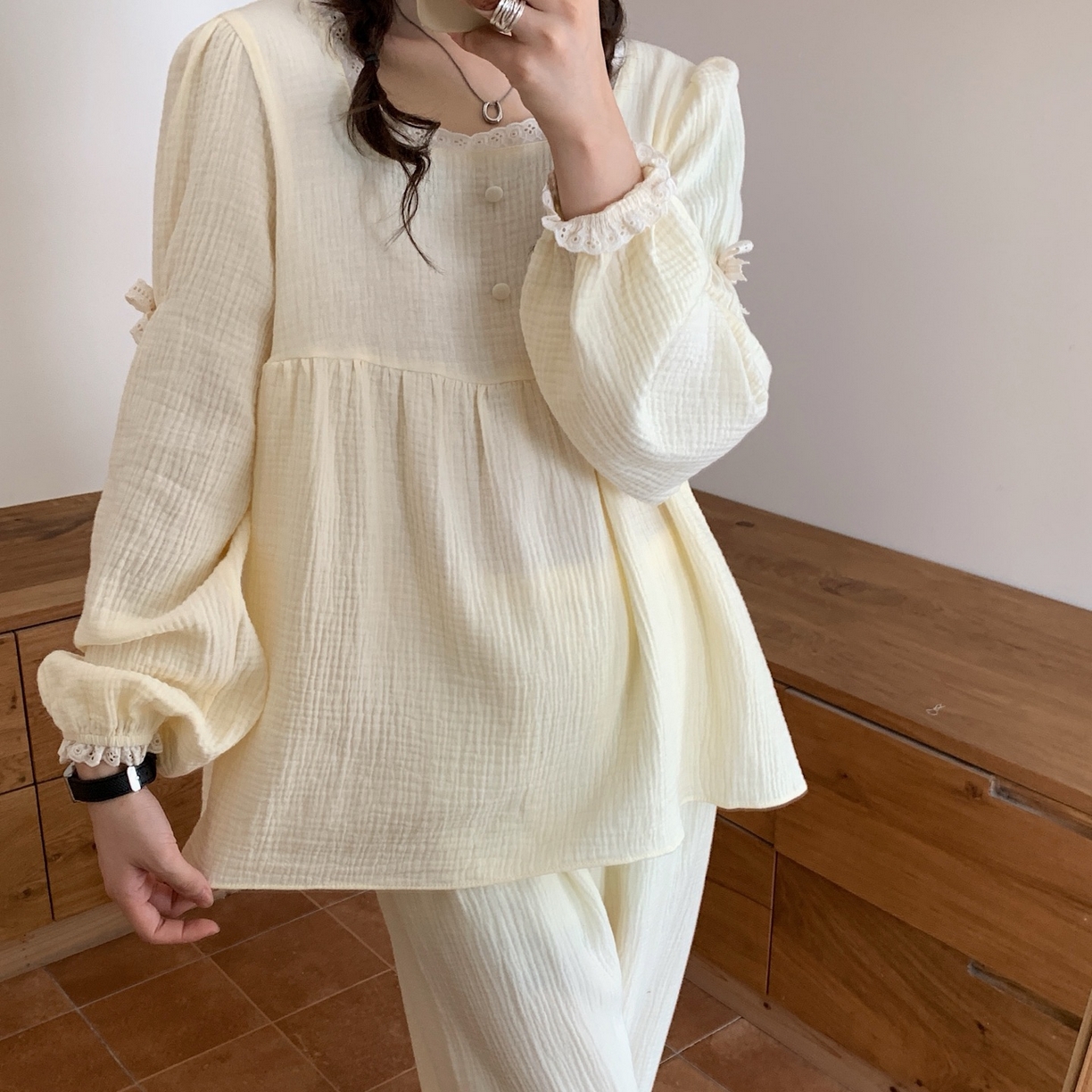 91家纺网 家纺一手货源 找家纺 妍景家居生活馆 2025新款公主风蝴蝶结套装 米黄