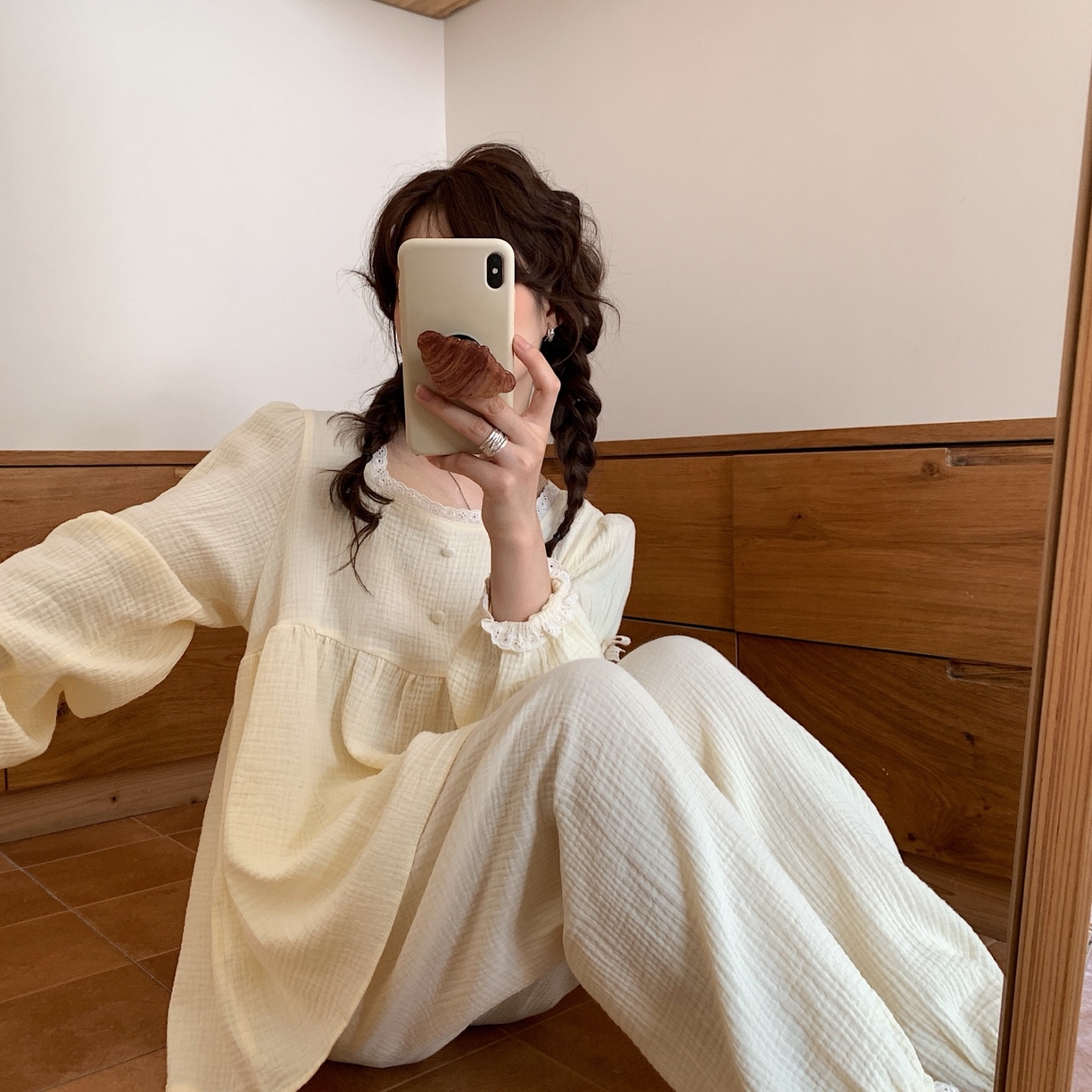 91家纺网 家纺一手货源 找家纺 妍景家居生活馆 2025新款公主风蝴蝶结套装 米黄