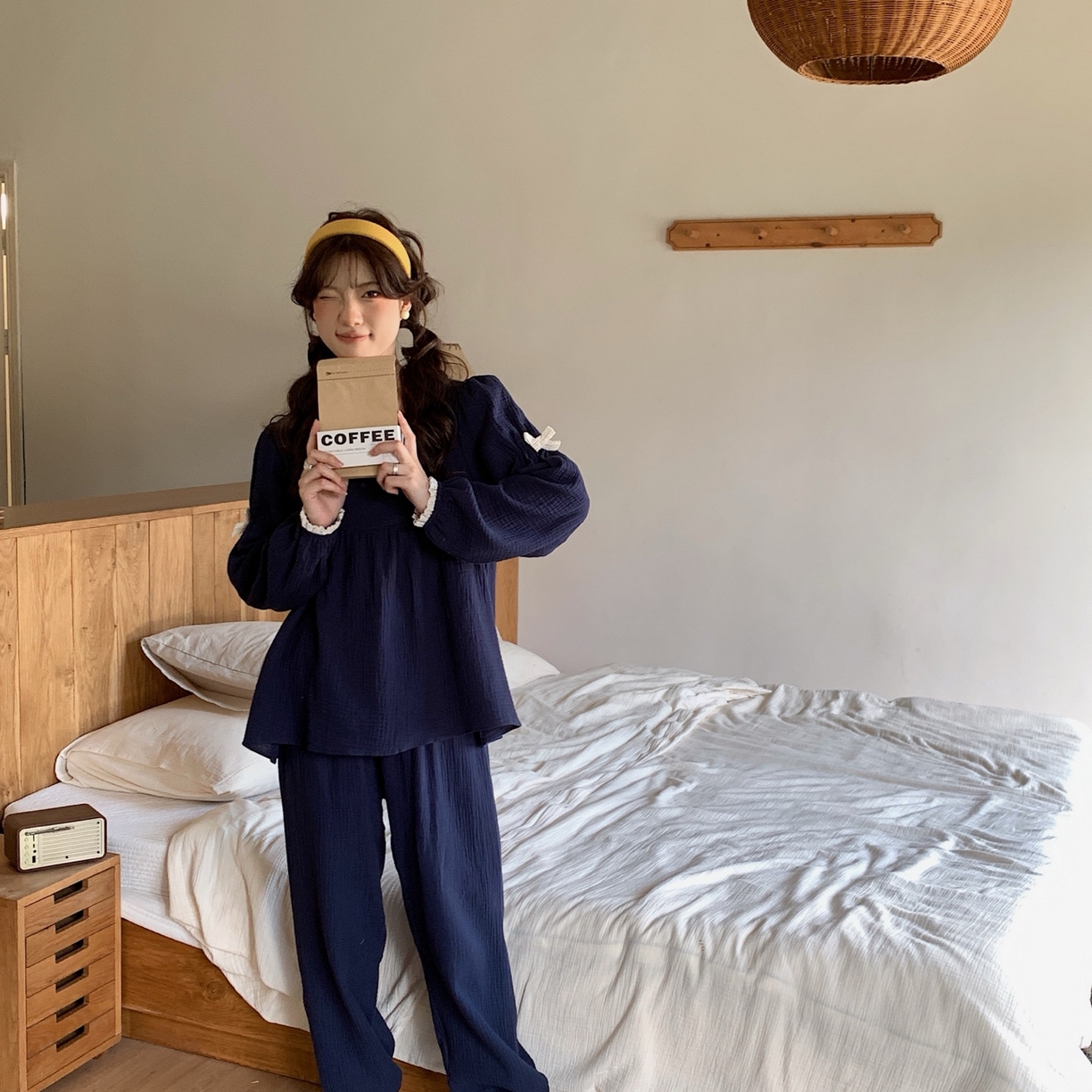 91家纺网 家纺一手货源 找家纺 妍景家居生活馆 2025新款公主风蝴蝶结套装 藏青