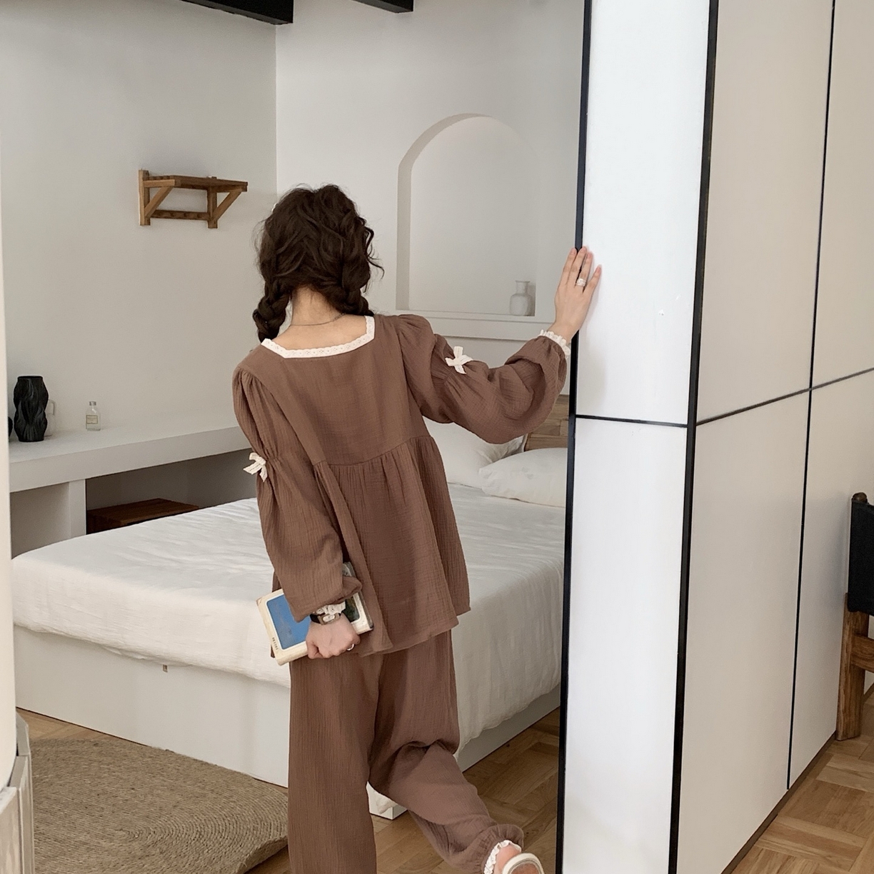 91家纺网 家纺一手货源 找家纺 妍景家居生活馆 2025新款公主风蝴蝶结套装 咖色