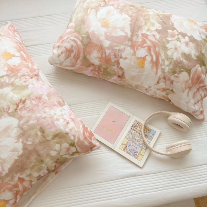 91家纺网 家纺一手货源 找家纺 禧缘家纺（原梦想家）2025新款牛奶绒纯色印花双开口枕套 牡丹倾城