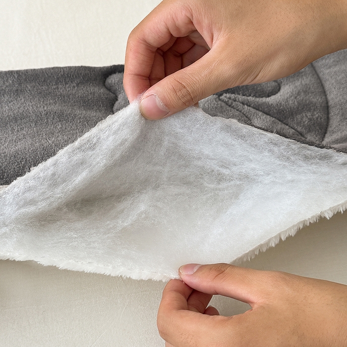 91家纺网 家纺一手货源 找家纺 宜派家纺 2025新款A类婴儿绒北极绒羽丝棉三层夹棉盖毯 水墨灰【双面绒夹棉】