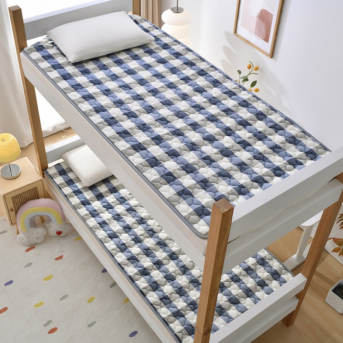 91家纺网 家纺一手货源 找家纺 索弗莱家纺 2025新款全消光牛奶绒学生床垫可水洗机洗床护垫床褥子 灰白格