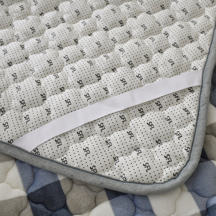 91家纺网 家纺一手货源 找家纺 索弗莱家纺 2025新款全消光牛奶绒学生床垫可水洗机洗床护垫床褥子 灰白格