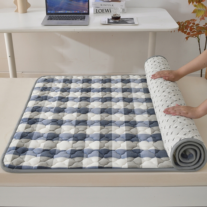 索弗莱家纺 2025新款全消光牛奶绒学生床垫可水洗机洗床护垫床褥子 灰白格