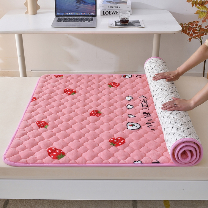 索弗莱家纺 2025新款全消光牛奶绒学生床垫可水洗机洗床护垫床褥子 草莓