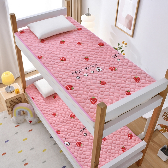 91家纺网 家纺一手货源 找家纺 索弗莱家纺 2025新款全消光牛奶绒学生床垫可水洗机洗床护垫床褥子 草莓