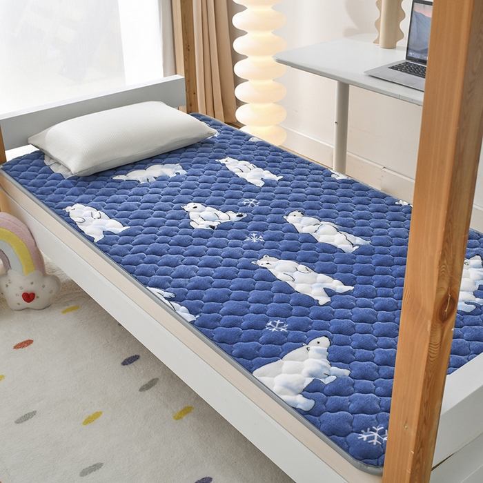 91家纺网 家纺一手货源 找家纺 索弗莱家纺 2025新款全消光牛奶绒学生床垫可水洗机洗床护垫床褥子 北极地带