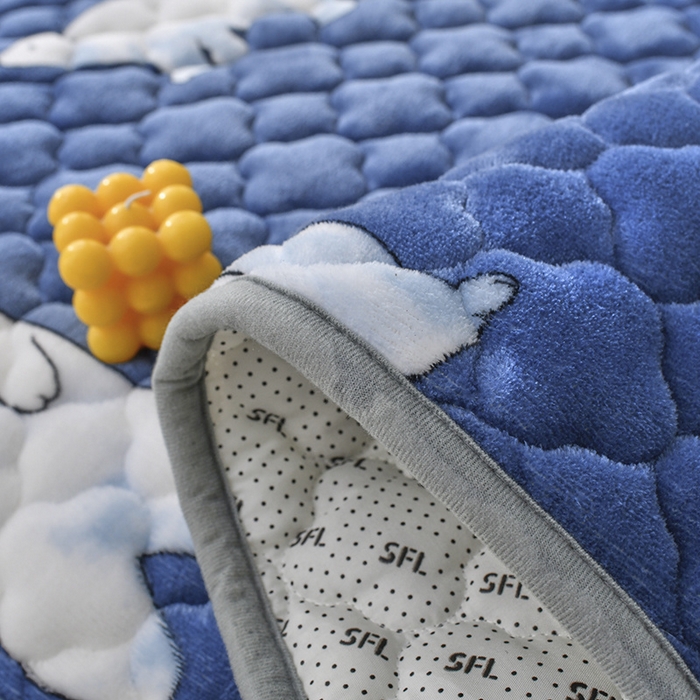 91家纺网 家纺一手货源 找家纺 索弗莱家纺 2025新款全消光牛奶绒学生床垫可水洗机洗床护垫床褥子 北极地带