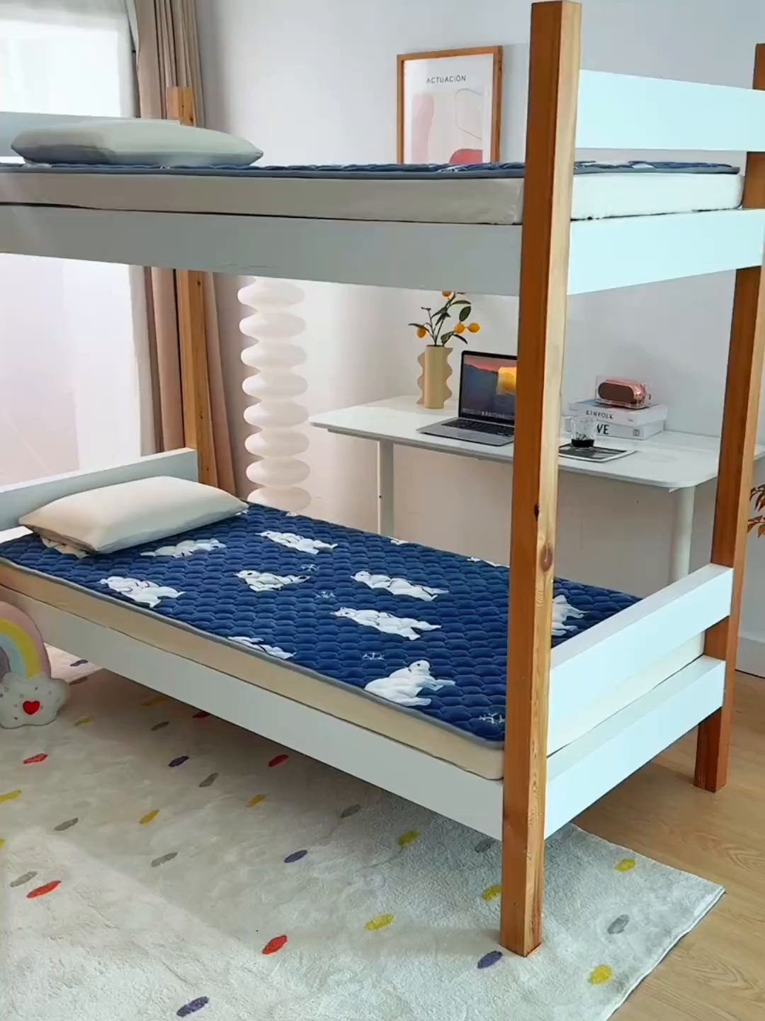 91家纺网 家纺一手货源 找家纺 索弗莱家纺 2025新款全消光牛奶绒学生床垫可水洗机洗床护垫床褥子 北极地带