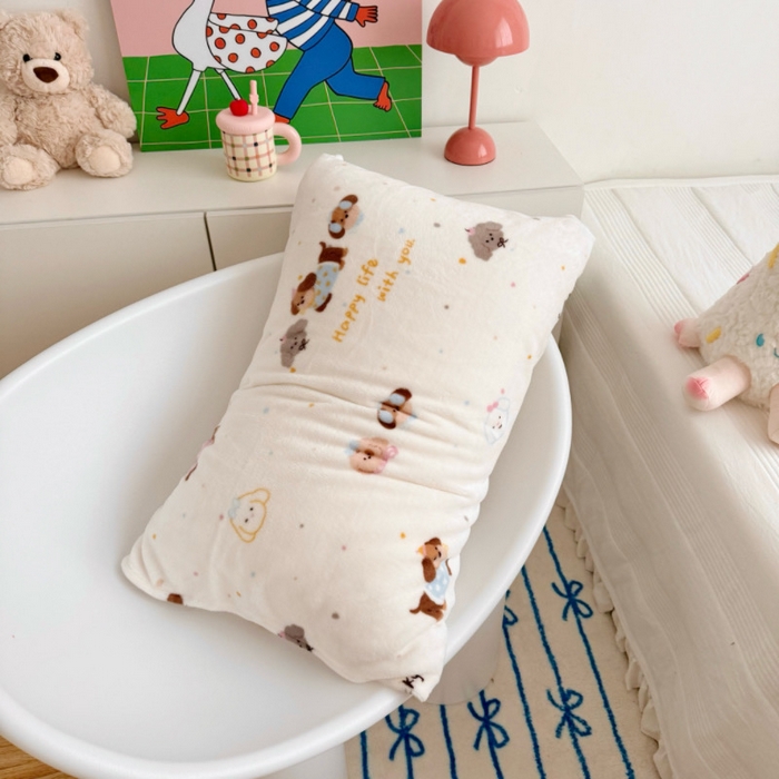 91家纺网 家纺一手货源 找家纺 禧缘家纺（原梦想家）2025新款牛奶绒纯色印花双开口枕套 音乐小狗