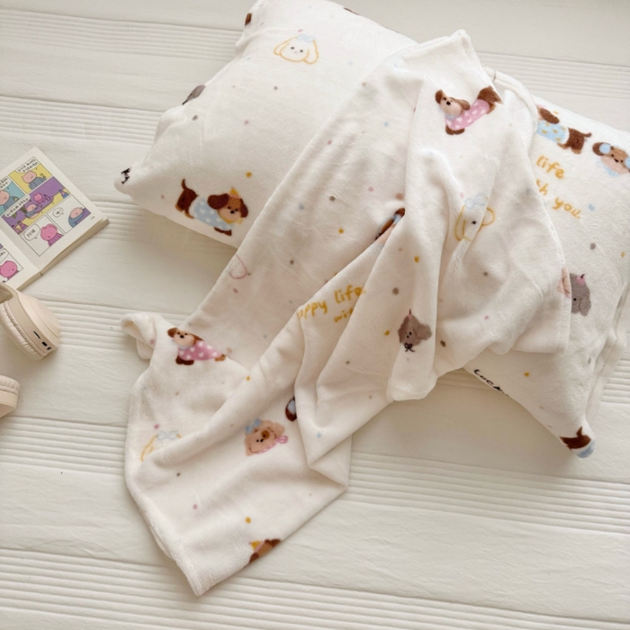 91家纺网 家纺一手货源 找家纺 禧缘家纺（原梦想家）2025新款牛奶绒纯色印花双开口枕套 音乐小狗