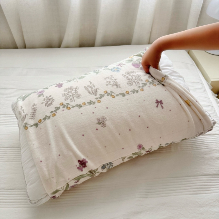 91家纺网 家纺一手货源 找家纺 禧缘家纺（原梦想家）2025新款牛奶绒纯色印花双开口枕套 紫色薰衣草