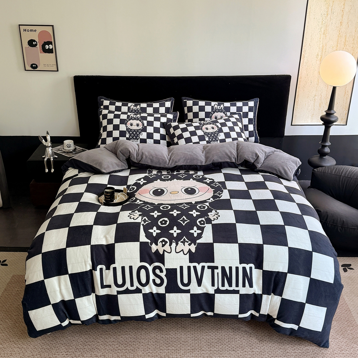 91家纺网 家纺一手货源 找家纺 摩卡（乐趣） 2025新款牛奶绒大版数码印花四件套（提供买家秀） 棋盘兔