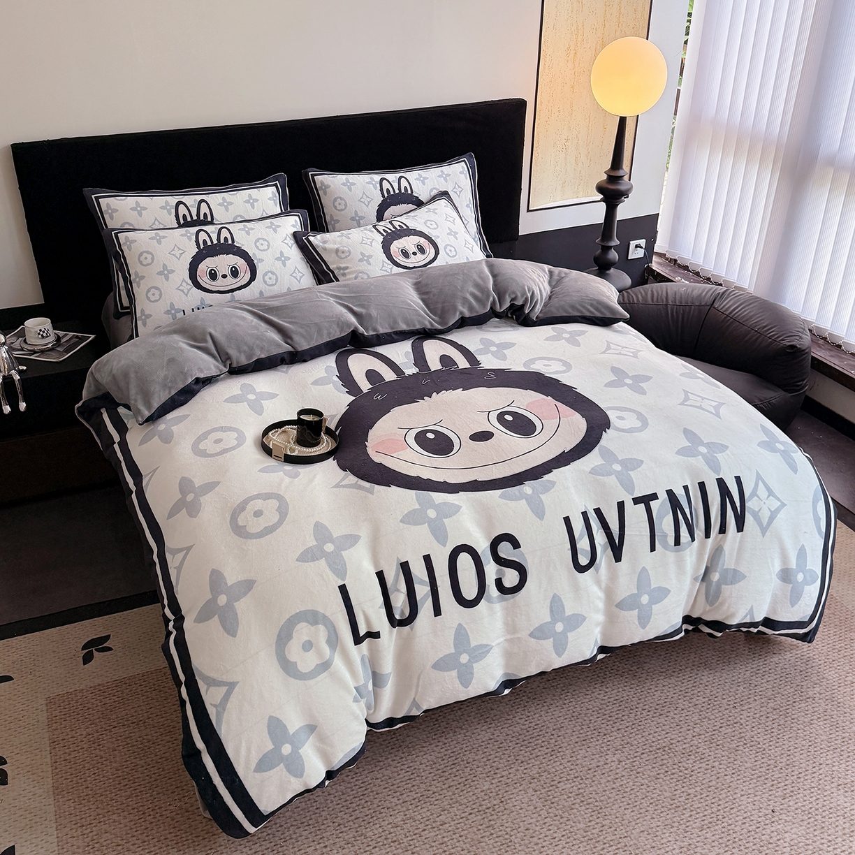 91家纺网 家纺一手货源 找家纺 摩卡（乐趣） 2025新款牛奶绒大版数码印花四件套（提供买家秀） 经典兔