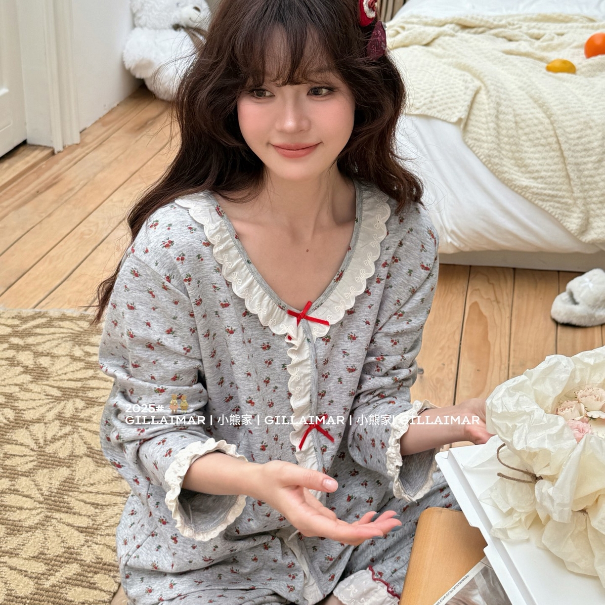 91家纺网 家纺一手货源 找家纺 （总）妍景家居生活馆 2025新款小熊家-小红花开衫款