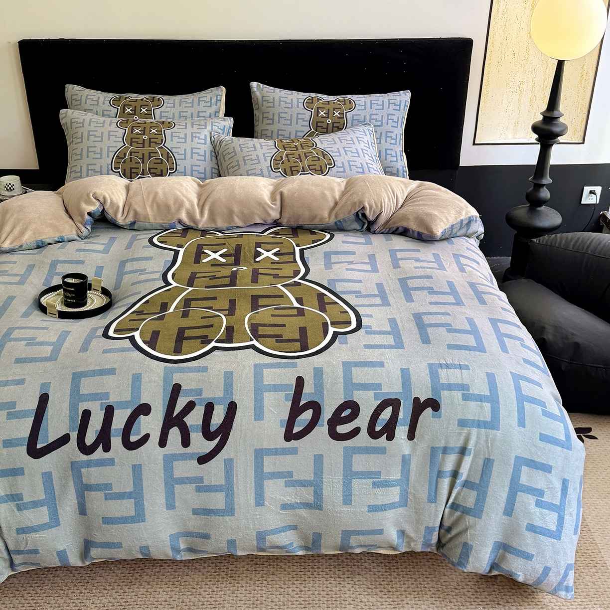 91家纺网 家纺一手货源 找家纺 摩卡（乐趣） 2025新款牛奶绒大版数码印花四件套（提供买家秀） 咔芬