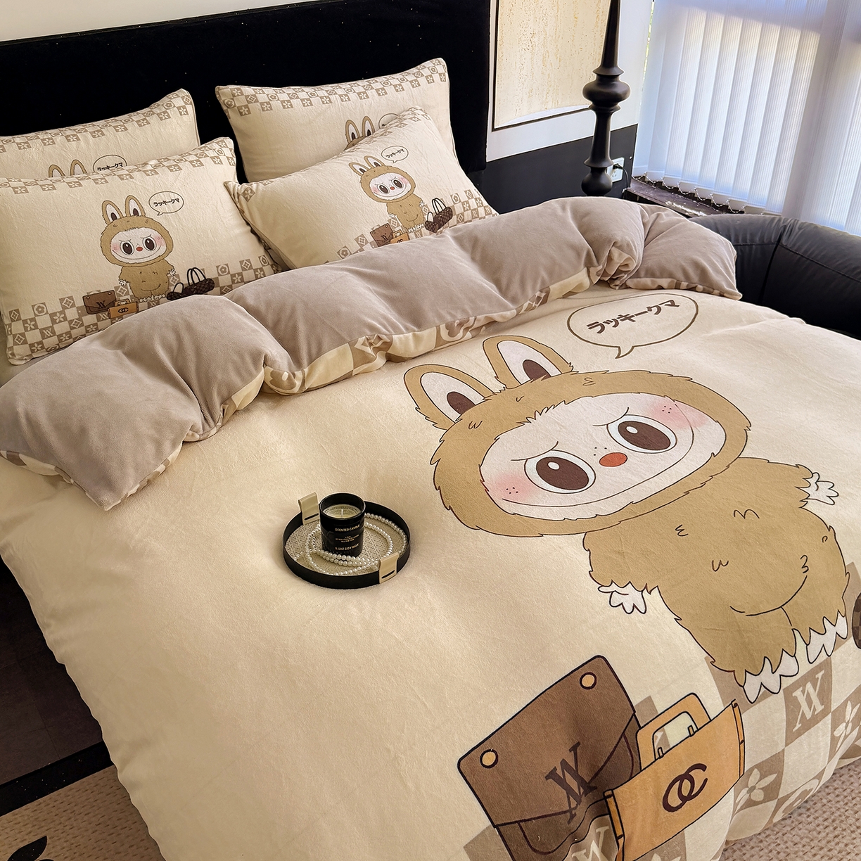 91家纺网 家纺一手货源 找家纺 摩卡（乐趣） 2025新款牛奶绒大版数码印花四件套（提供买家秀） 卡夫兔