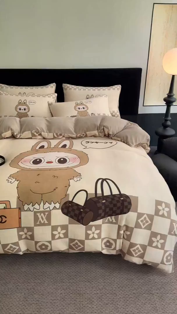 91家纺网 家纺一手货源 找家纺 摩卡（乐趣） 2025新款牛奶绒大版数码印花四件套（提供买家秀） 卡夫兔