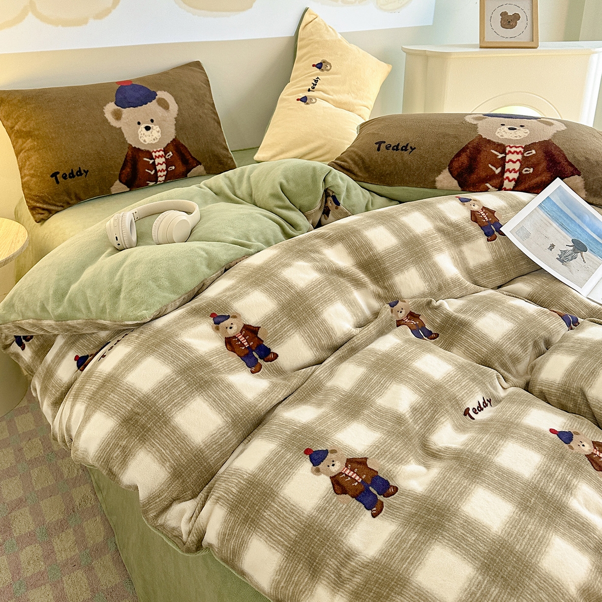 91家纺网 家纺一手货源 找家纺 （总）安哆啦家纺 2025新款A类加厚200克牛奶绒印花卡通四件套