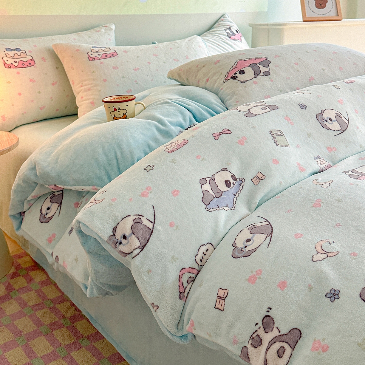 91家纺网 家纺一手货源 找家纺 （总）安哆啦家纺 2025新款A类加厚200克牛奶绒印花卡通四件套