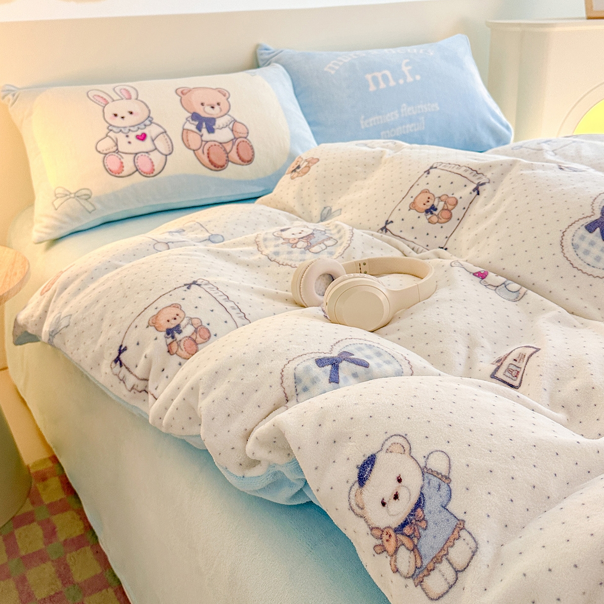 91家纺网 家纺一手货源 找家纺 安哆啦家纺 2025新款A类加厚200克牛奶绒印花卡通四件套 贝果宝贝