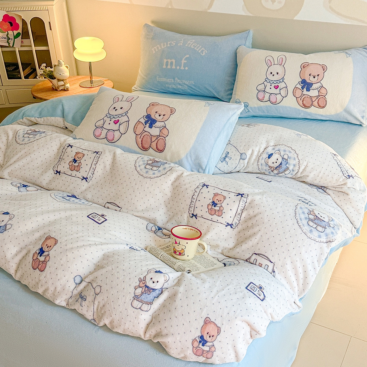 91家纺网 家纺一手货源 找家纺 安哆啦家纺 2025新款A类加厚200克牛奶绒印花卡通四件套 贝果宝贝