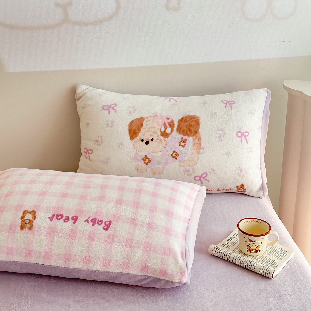 91家纺网 家纺一手货源 找家纺 安哆啦家纺 2025新款A类加厚200克牛奶绒印花卡通四件套 比伦-粉