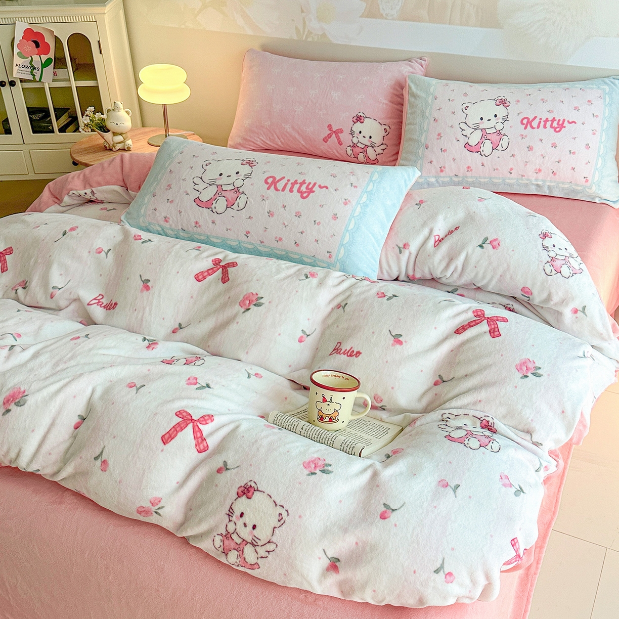 91家纺网 家纺一手货源 找家纺 安哆啦家纺 2025新款A类加厚200克牛奶绒印花卡通四件套 粉色kt