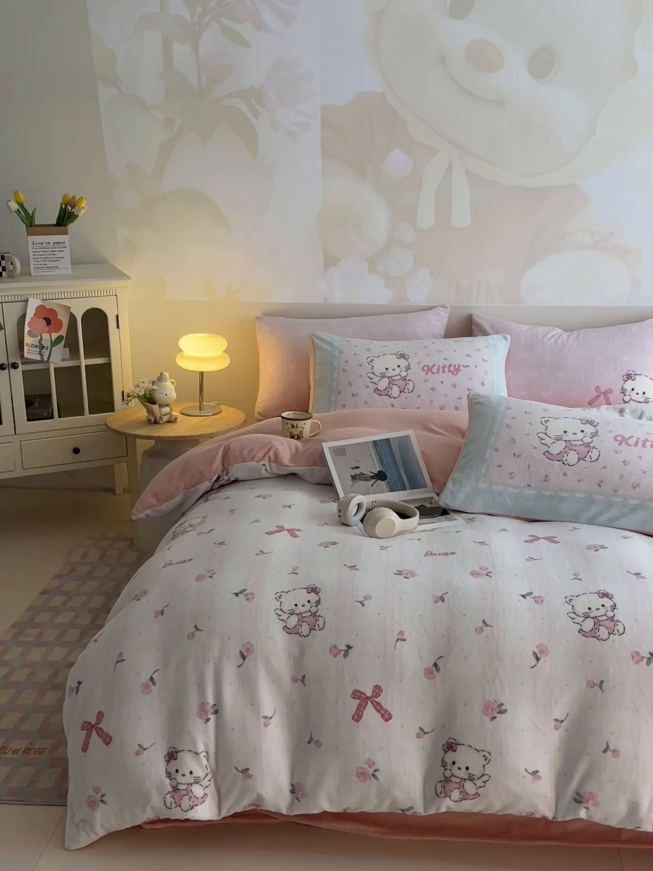 91家纺网 家纺一手货源 找家纺 安哆啦家纺 2025新款A类加厚200克牛奶绒印花卡通四件套 粉色kt