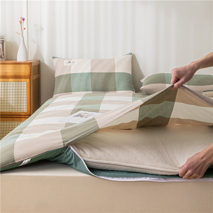 91家纺网 家纺一手货源 找家纺 悠米悠家 2025新款新疆长绒棉可拆洗棉花夹棉床褥垫成人款 极简绿格