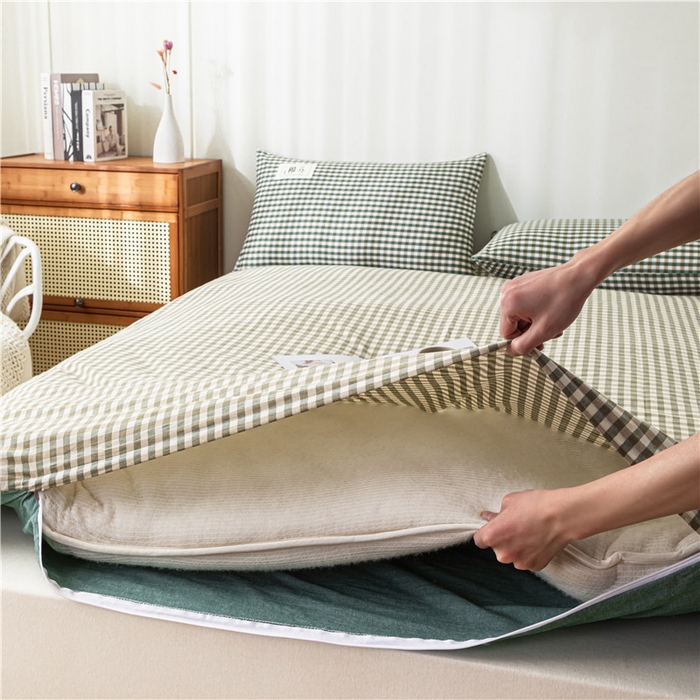 91家纺网 家纺一手货源 找家纺 悠米悠家 2025新款新疆长绒棉可拆洗棉花夹棉床褥垫成人款 墨绿小格