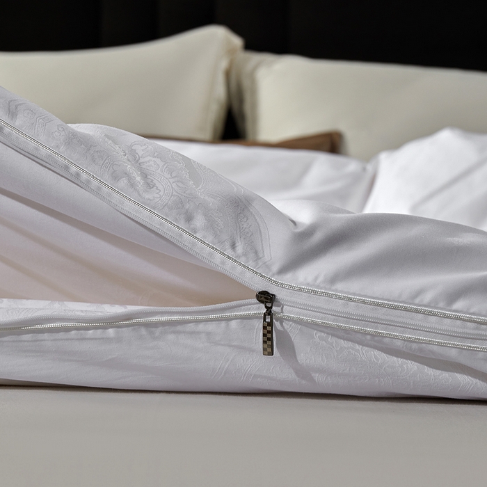 91家纺网 家纺一手货源 找家纺 群鹿蚕丝羽绒馆 【榨蚕丝填充包过质检】2025新款拉链升级款蚕丝二合一加厚子母被被子被芯 白