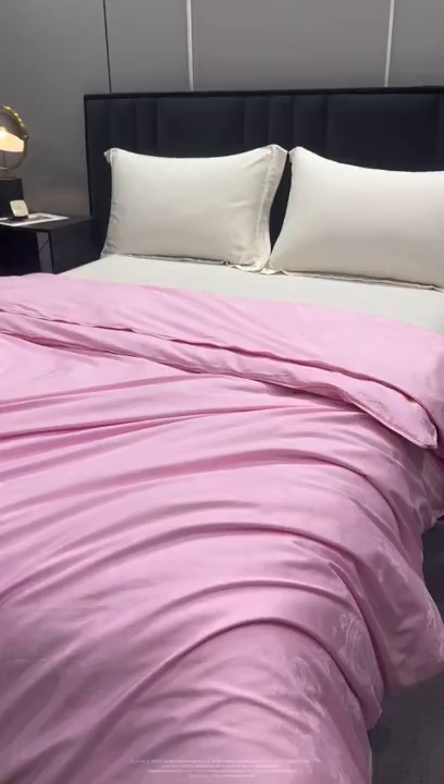 91家纺网 家纺一手货源 找家纺 群鹿蚕丝羽绒馆 【榨蚕丝填充包过质检】2025新款拉链升级款蚕丝二合一加厚子母被被子被芯 粉