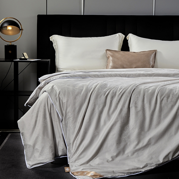 91家纺网 家纺一手货源 找家纺 群鹿蚕丝羽绒馆 【榨蚕丝填充包过质检】2025新款拉链升级款蚕丝二合一加厚子母被被子被芯 灰