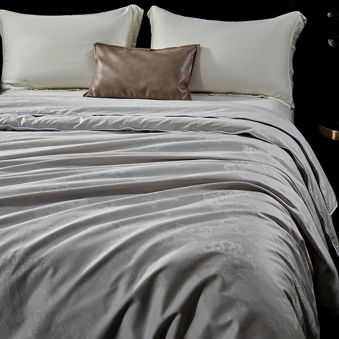 91家纺网 家纺一手货源 找家纺 群鹿蚕丝羽绒馆 【榨蚕丝填充包过质检】2025新款拉链升级款蚕丝二合一加厚子母被被子被芯 灰