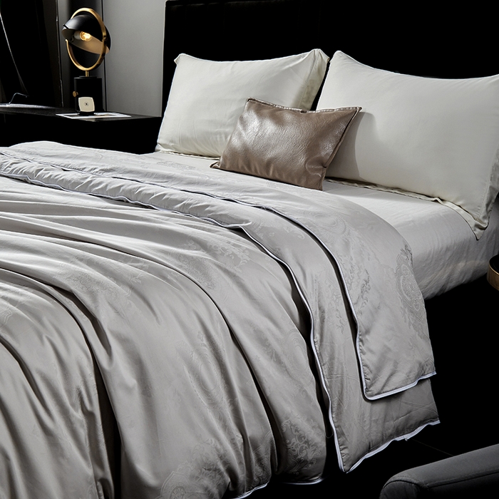 91家纺网 家纺一手货源 找家纺 群鹿蚕丝羽绒馆 【榨蚕丝填充包过质检】2025新款拉链升级款蚕丝二合一加厚子母被被子被芯 灰