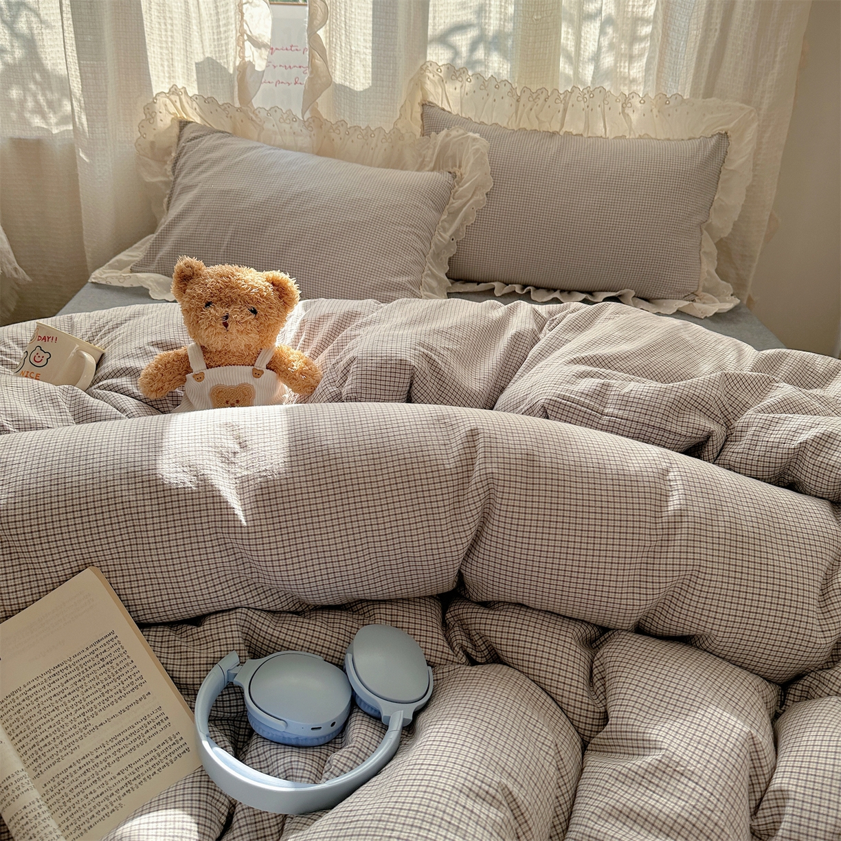 91家纺网 家纺一手货源 找家纺 丽涵家纺 2025新款法式花边全棉色织水洗棉小格子四件套 泡芙-黑格