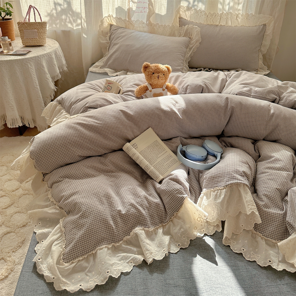 91家纺网 家纺一手货源 找家纺 丽涵家纺 2025新款法式花边全棉色织水洗棉小格子四件套 泡芙-黑格