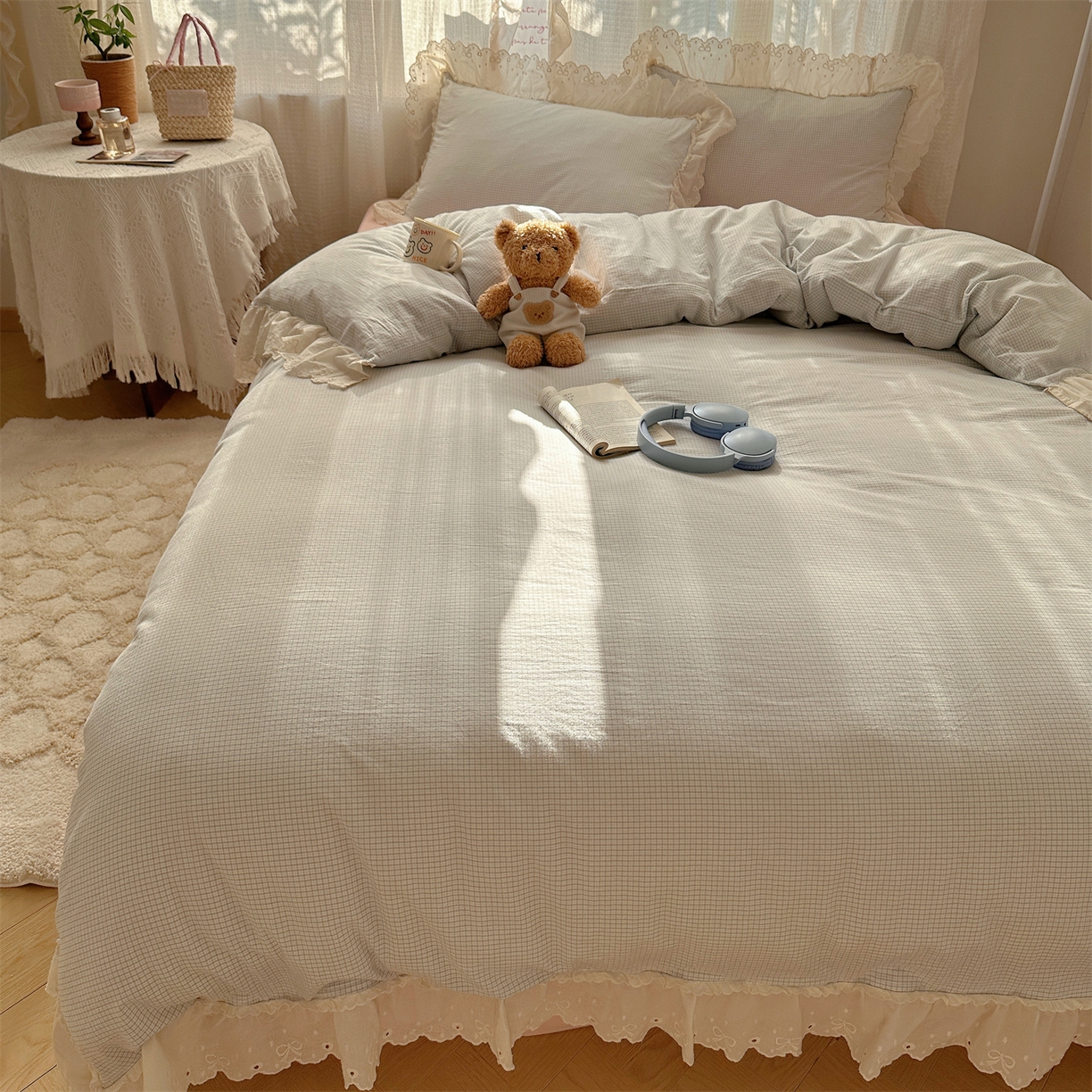 91家纺网 家纺一手货源 找家纺 丽涵家纺 2025新款法式花边全棉色织水洗棉小格子四件套 泡芙-蓝格